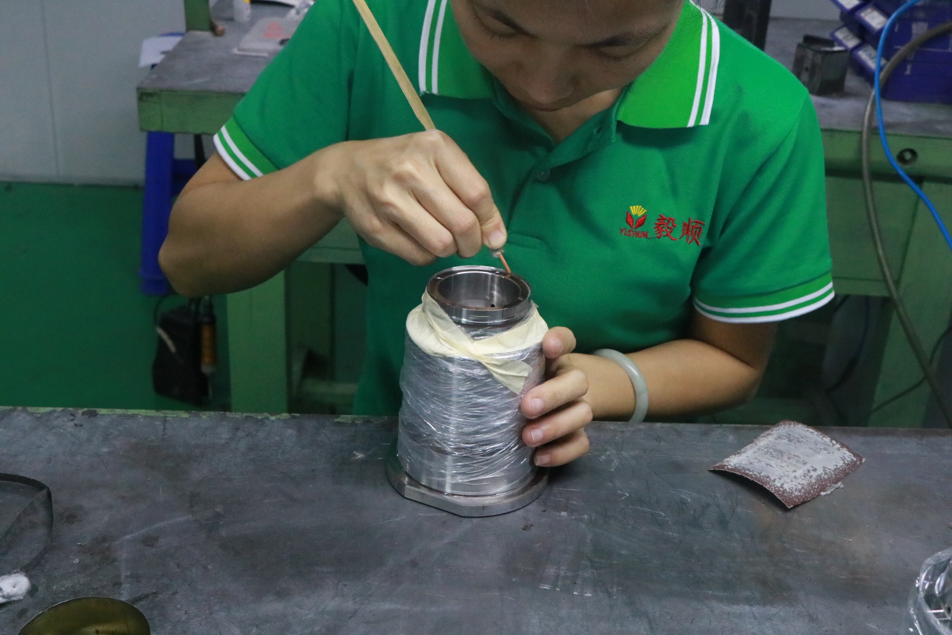 硅胶模具抛光